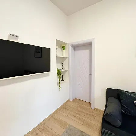 In The Heart Of Varna-by The Sea And Sea Garden شقة *