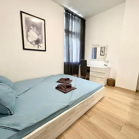 In The Heart Of Varna-by The Sea And Sea Garden 아파트 바르나