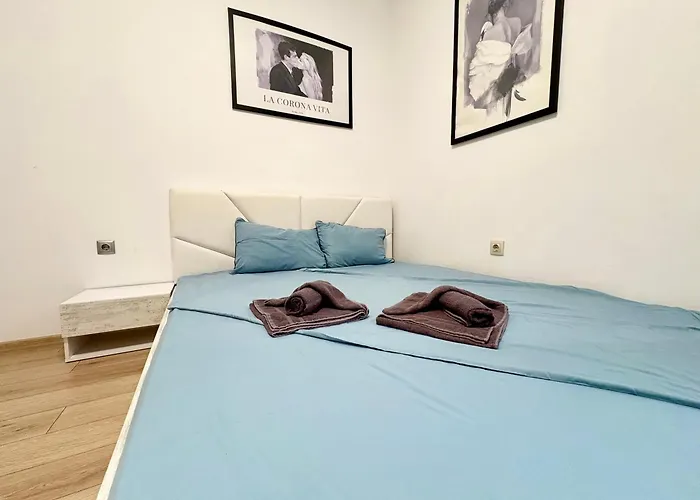 In The Heart Of Varna-by The Sea And Sea Garden Apartment *