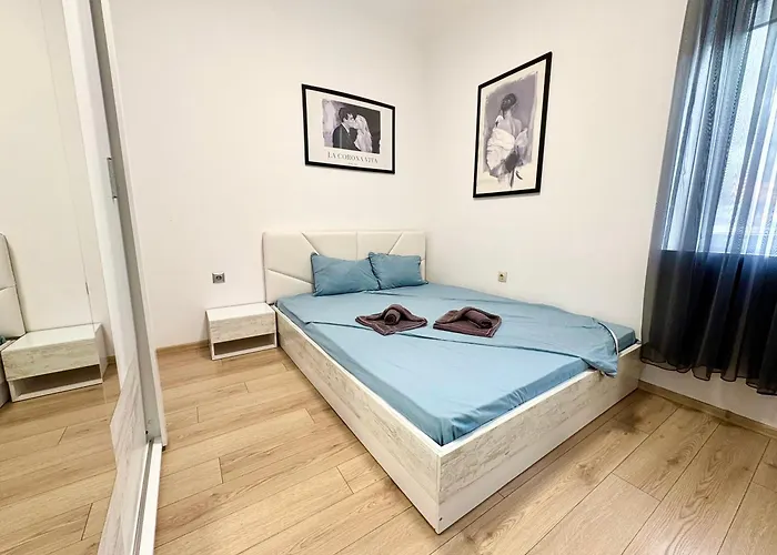 In The Heart Of Varna-by The Sea And Sea Garden Apartment Varna