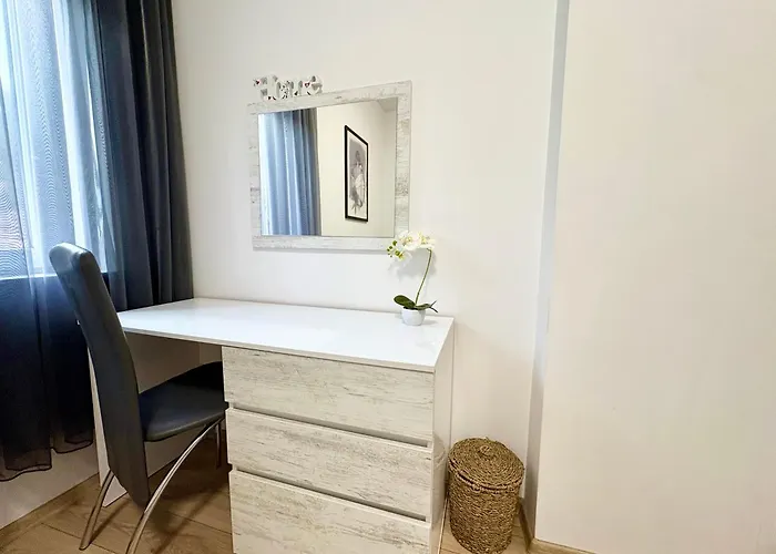 In The Heart Of Varna-by The Sea And Sea Garden Apartment *